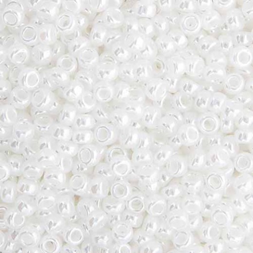 White Pearl Ceylon Miyuki Size 8/0 seed beads, Colour  528, 22gm